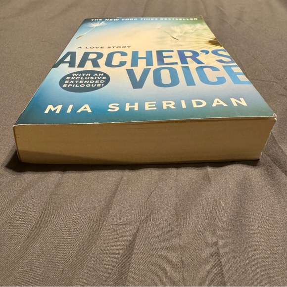 Archer’s Voice by Mia Sheridan Love Story Book BookTok - Picture 3 of 6
